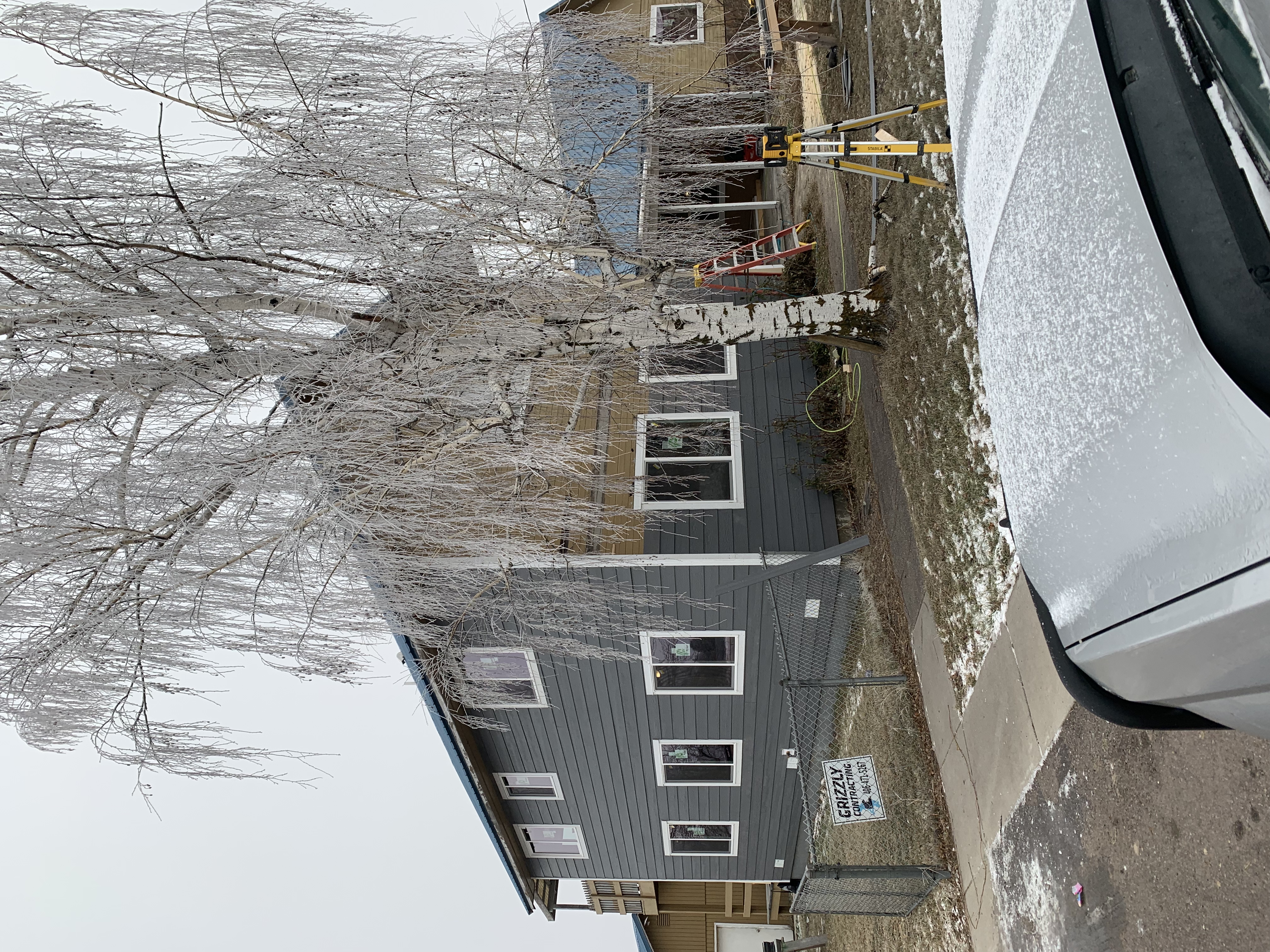 House project exterior view